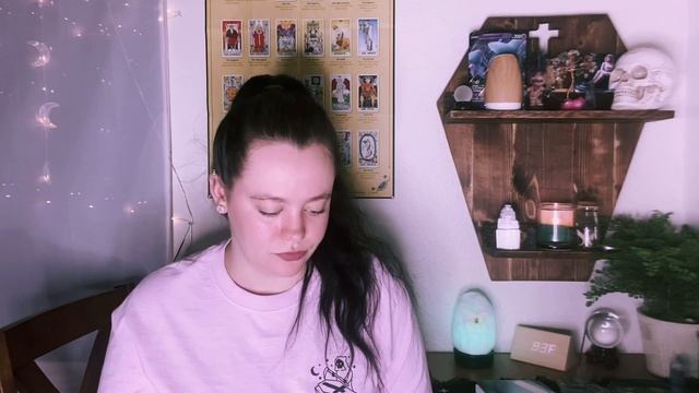 My First Indie Oracle Deck ?? Review смотреть онлайн