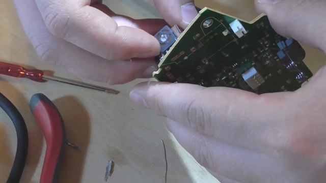 XBOX360-Замена аналогов в геймпаде (Убираем люфт) смотреть онлайн