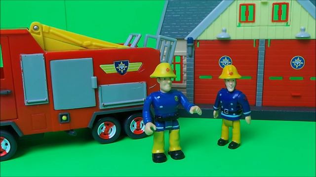 🚒 🔥 Feuerwehrmann Fireman Sam Puts Out The Fork Lift Truck Fire - Best Rescues New Episode 2017
