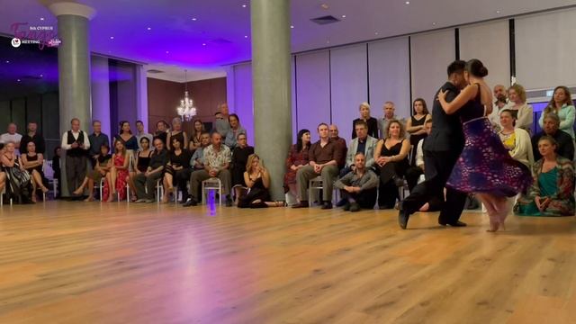 SEBASTIAN ACHAVAL & ROXANA SUAREZ MANANA-ZARPA UN BARCO-8TH CYPRUS TANGO MEETING 1/4 смотреть онлайн