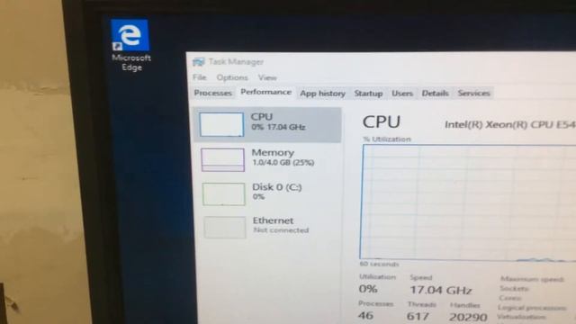 Intel Xeon E5440 cpu overclocked to 24ghz смотреть онлайн