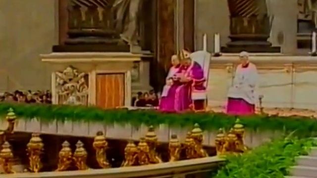 Dicembre 1998 S Pietro Messa degli Universitari con Papa Giovanni Paolo II Mariantonietta Caut смотреть онлайн