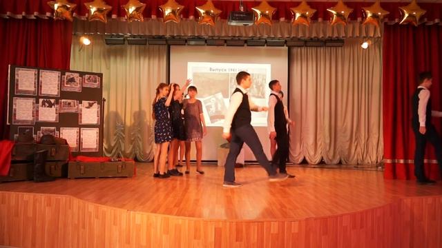 Загляните в семейный архив смотреть онлайн