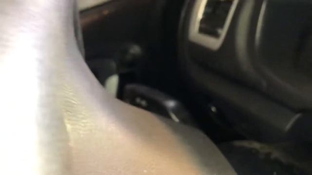 Как снять подушку руля на автомобиле Skoda Fabia смотреть онлайн