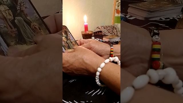 Тема расклада:"О чем мечтаешь ваш любимый или любимая перед сном?" смотреть онлайн