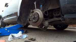 KIA Ceed. Замена тормозных колодок и дисков.