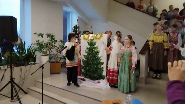 Детский фольклорный ансамбль Отрада. Рождественский Вертеп. смотреть онлайн