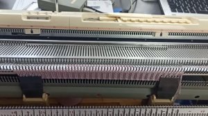 Узор сетка ложным ажуром (панчлейс) на электронной вязальной машине Silver Red 840