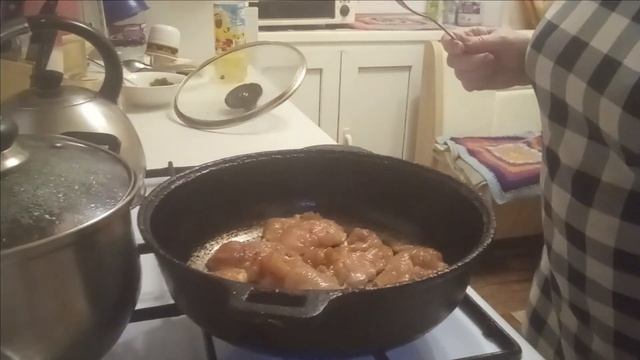 ГРУДКА ДЛЯ БУТЕРБРОДОВ И ЯГОДНО- ТРАВЯНОЙ НАПИТОК смотреть онлайн