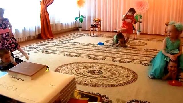 МБДОУ №32 Зеленодольск РТ Младшая группа танец малышей к выпускному балу смотреть онлайн