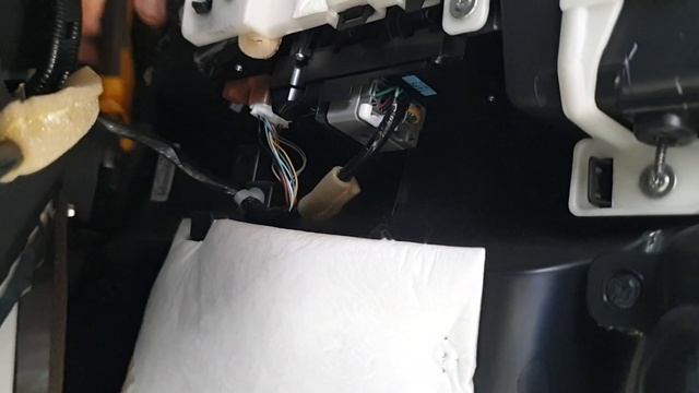 Honda Odyssey front door panel removal GUIDE / ACA смотреть онлайн