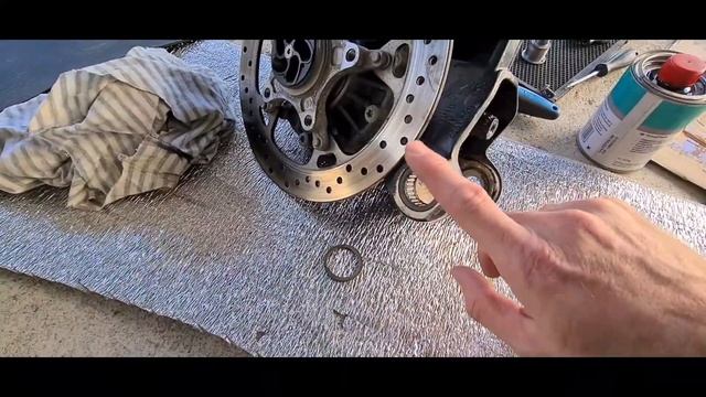 Техническое обслуживание ШЛИЦЕВОГО СОЕДИНЕНИЯ РЕДУКТОРА BMW MOTORRAD R1200GSA