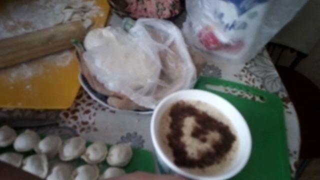 ПЕЛЬМЕШКИ БЕЗ СПЕШКИ / САМЫЕ ВКУСНЫЕ ДОМАШНИЕ ПЕЛЬМЕНИ смотреть онлайн