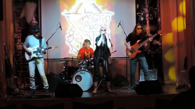 УОКИ ТОКИ (Walkie Talkie) 17/11/18 "Питер Мьюзик Бэнд" смотреть онлайн