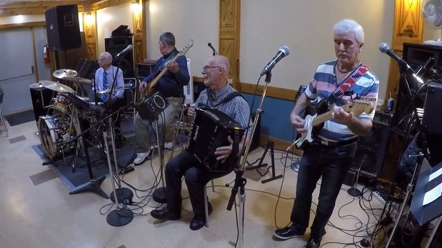 Mr Michel Morasse au gala pont rouge le 02-09-2018 смотреть онлайн