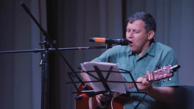 Черною лебедочкой уплывает лодочка - песня Юрия Белоусова_Рошаль смотреть онлайн