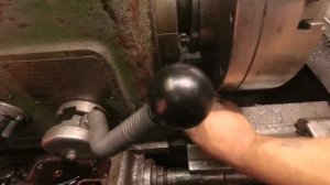 Как выставить переднюю бабку токарного станка. Регулировка передней бабки токарного станка.