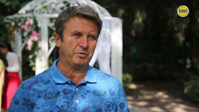 Свадебная ротонда появилась в парке Мечта посёлка Селятино. смотреть онлайн