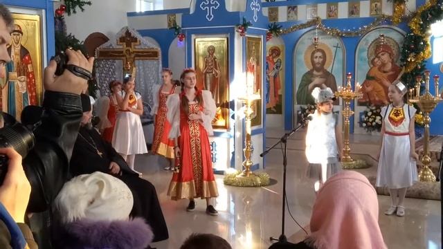 Рождественский праздник в воскресной школе Храма Пресвятой Богородицы, пос. Знаменский, г. Краснода смотреть онлайн