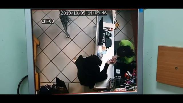 "Фокусница" разводит брестских продавцов смотреть онлайн