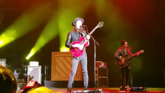James Bay Live in Boston смотреть онлайн