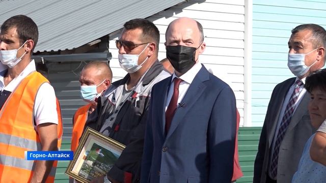 В Горно-Алтайске восстановили мост, разрушенный паводком в этом году смотреть онлайн