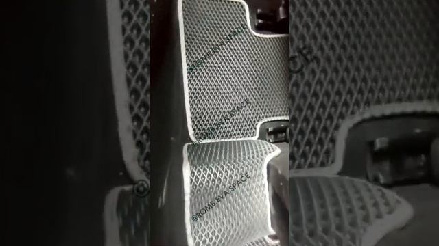 Коврики EVA для Renault Megane 4 універсал смотреть онлайн