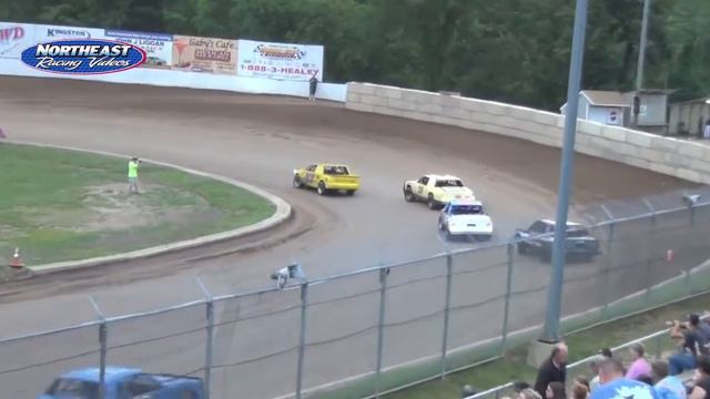 KBR takes Accord Speedway Win 6 28 2013 720p смотреть онлайн