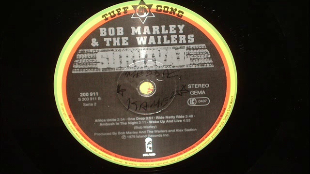 BOB MARLEY & THE WAILERS - AFRICA UNITE смотреть онлайн