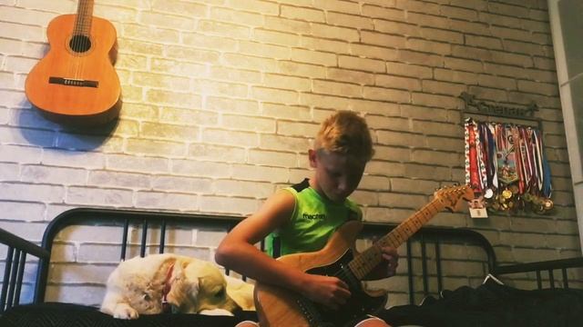 Крутая мелодия с лупером! #лупер #гитара #guitar #looper #top смотреть онлайн