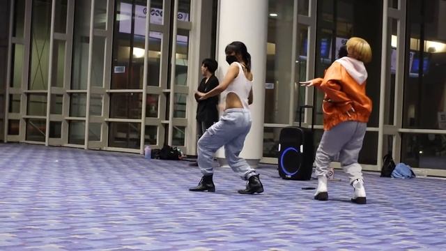 Otakon 2022 Friday night dancers | Stray Kids - Red Lights | NATURE - Girls | 5K Dance Crew смотреть онлайн