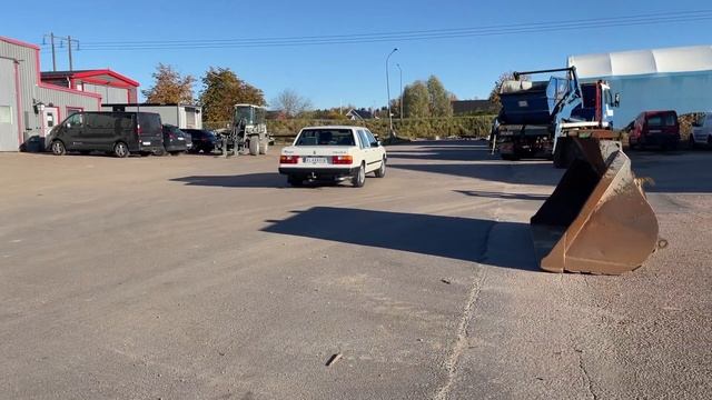 Köp Volvo 760 GLE på Klaravik смотреть онлайн