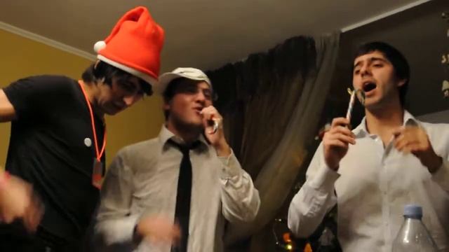 Новый год. 2010. Домашняя вечеринка смотреть онлайн