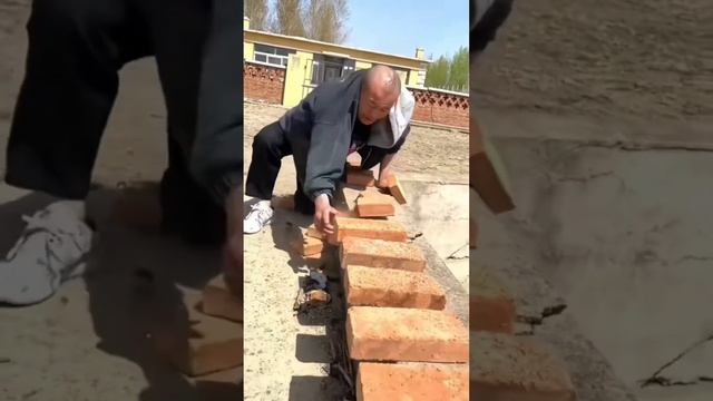 Только никому не говорите, это шамотный кирпич ?? смотреть онлайн