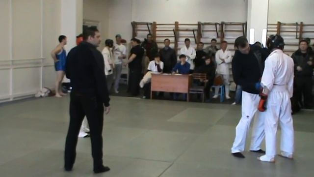 Бой без "судейского" правила. Но "судить" Вам! смотреть онлайн