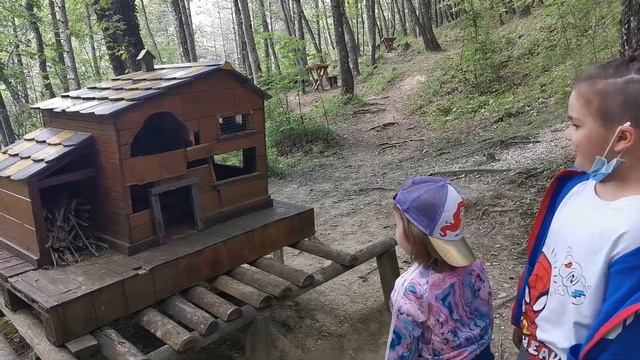 МАТВЕЙ И НИКА В ПАРКЕ ГНОМОВ или ГНОМЫ В ГОСТЯХ У ГНОМОВ! смотреть онлайн