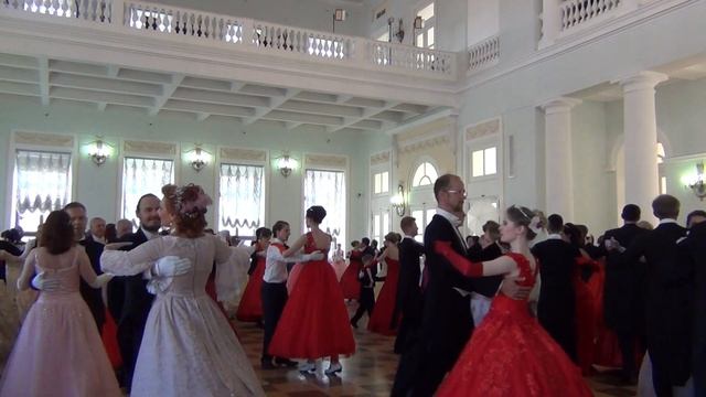 Вальс Бостон. Пасхальный бал в Доме Пашкова. Балансе.рф смотреть онлайн