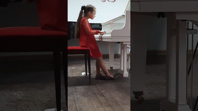 Гжесяк Ксения фортепиано ВолковысскаяДШИ смотреть онлайн
