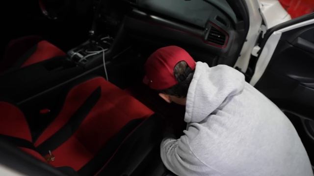 I Bought Rare JDM Honda Civic Type R Parts in Japan & THIS Happened.. смотреть онлайн