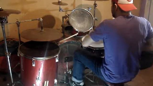 FLIGHT 956"Indio Solari"DRUM COVER смотреть онлайн