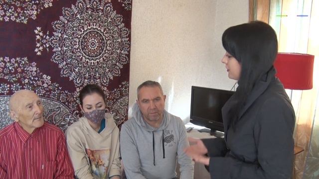 Мир не без добрых людей и не без неравнодушных чиновников смотреть онлайн