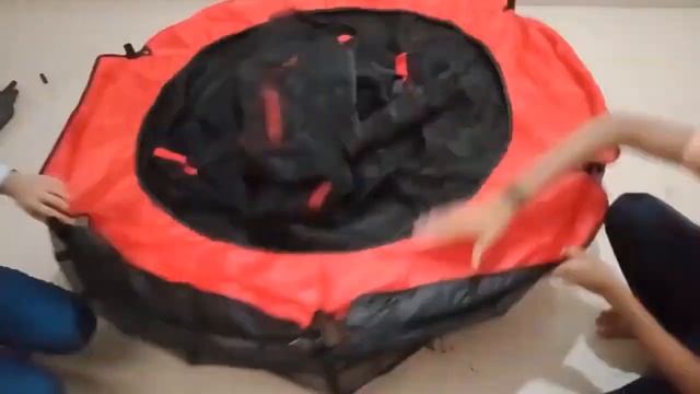 Батут детский с сеткой каркасный для дома и дачи, диаметр 140 см смотреть онлайн