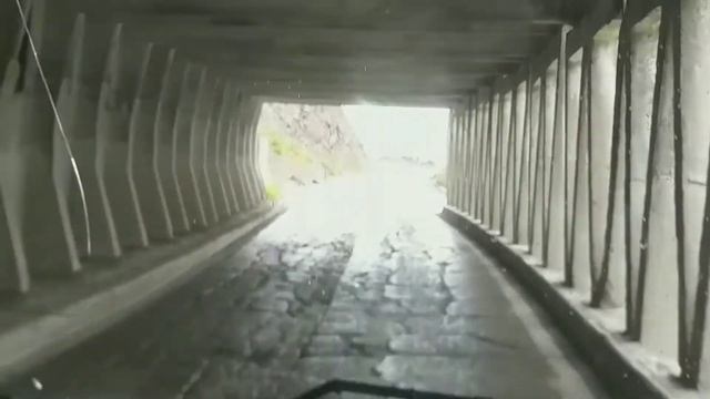 Перевал Тоо - Ашуу, автодорога Бишкек - Ош высота над уровнем моря 3200 м Кыргызстан смотреть онлайн