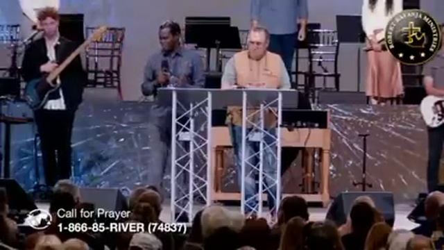 Pastor Robert Kayanja Drunk in the Holy Spirit Again [Full Video] смотреть онлайн