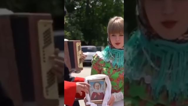 ПЕРЕД СВАДЬБОЙ ВЫКУПАЮТ ПОСТЕЛЬ У НЕВЕСТЫ смотреть онлайн