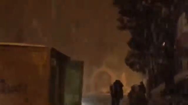 Снег продолжает идти в городе Сочи 26.01.2016 27.01.2016