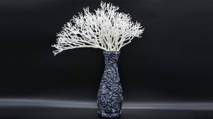 Самая простая техника объемного декора. Стильная ваза своими руками