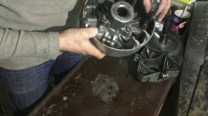 Ревизия вариатора снегохода Ski doo. Как снять вариатор.