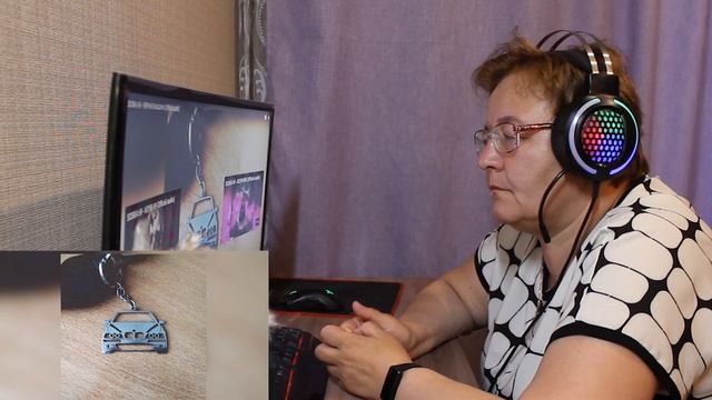 РЕАКЦИЯ МАМЫ НА [SOSKA 69 - ЧЕРНАЯ МАШИНА] смотреть онлайн