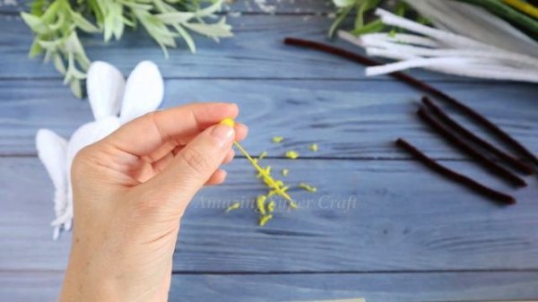 🌸DIY Lily Flower🌸Chenille Wire Flower (Pipe Cleaner Stems)